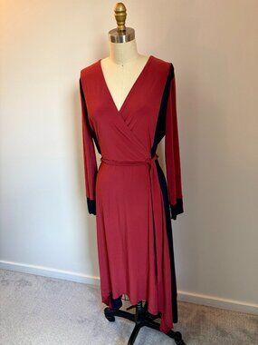 BCBGMAXAZRIA  Colorblock Wrap/Surplice Shark Bite Hem Dress- Large